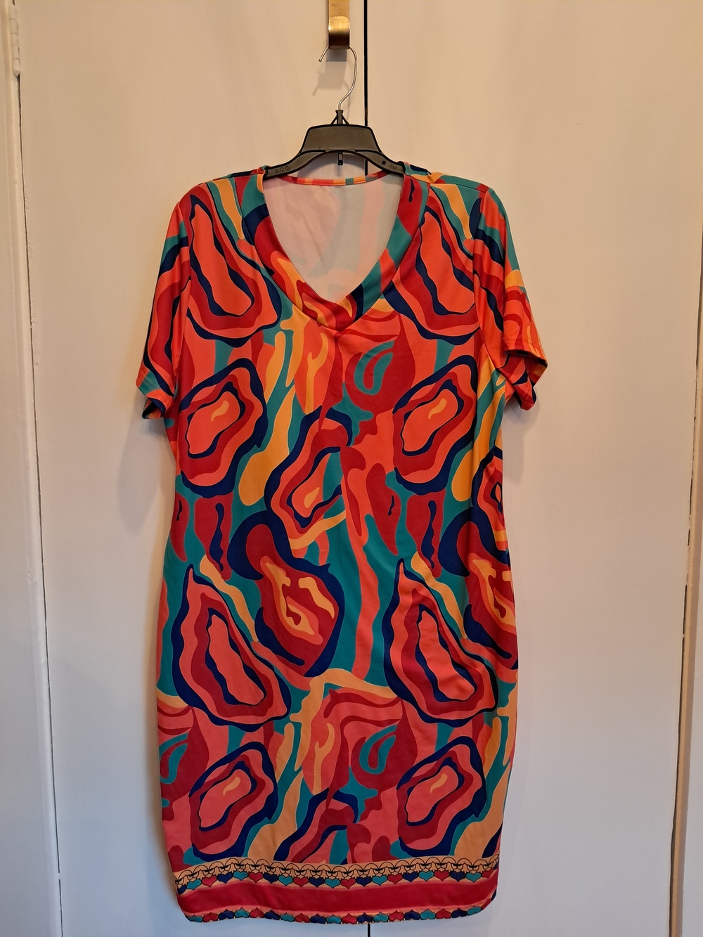 SHEIN Multicolor Abstract V-Neck Dress